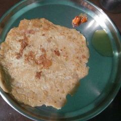 A picture of Thalipeeth.