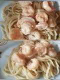 Pasta con camarones en salsa bechamel