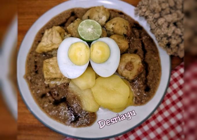 Cara membuat Siomay Bandung (Versi Ayam Kampung) Cara membuat Siomay Bandung (Versi Ayam Kampung)