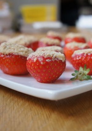 A picture of Strawberry Cheesecake.