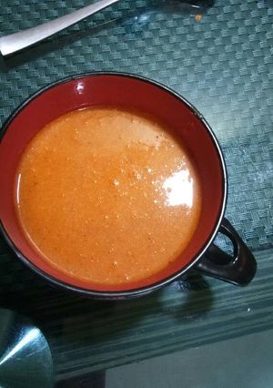 A picture of Tamatar ka shorba.
