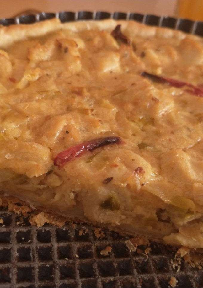 Una foto de Tarta de pollo riquísima y fácil