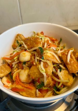 Gambar Taugeh & Tauhu goreng berlada