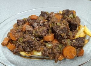 Foto principal de Estofado de Ternera en olla rápida con Patatas fritas