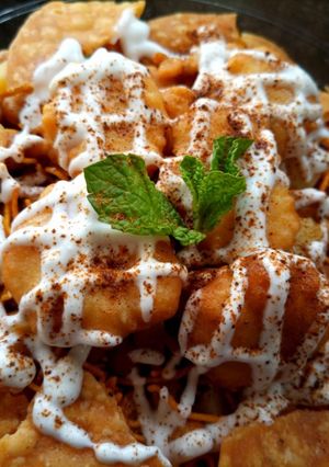 A picture of Dahi Bara Chaat.
