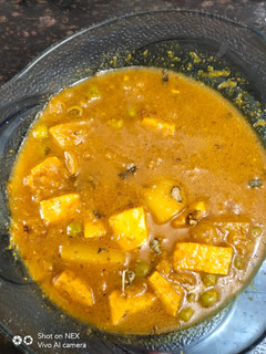 मटर पनीर की सब्जी (matar paneer ki sabzi recipe in Hindi) रेसिपी मुख्य फोटो