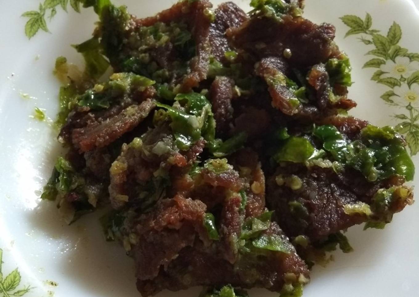 Daging sapi cabe hijau