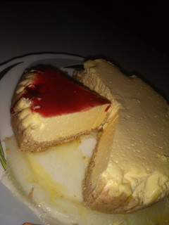 A picture of Almond flour cheese cake.
