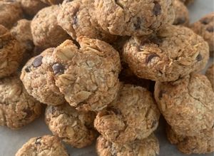 Foto di Biscotti cocco avena e cioccolato