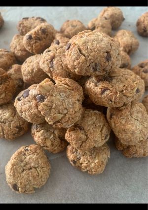 Foto di Biscotti cocco avena e cioccolato