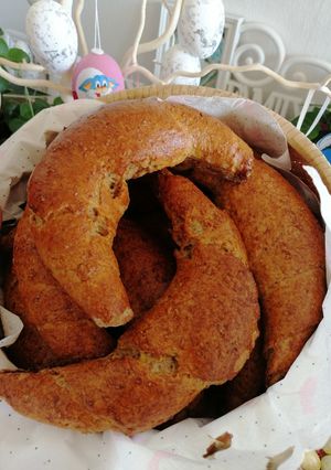 Teljeskiörlésű vajas kifli recept fotója