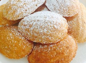 Una foto de Madeleines de Almendras