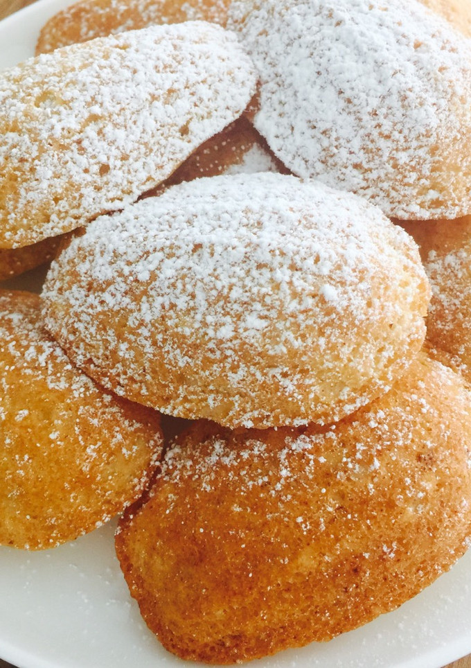 Una foto de Madeleines de Almendras