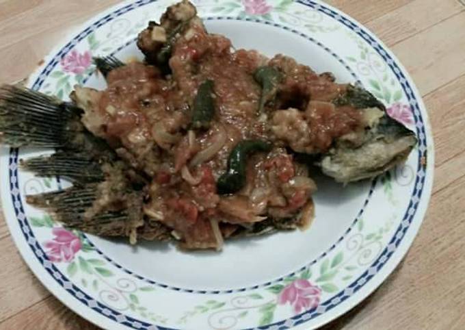 Cara Memasak Gurame goreng tepung saus asam manis Kekinian