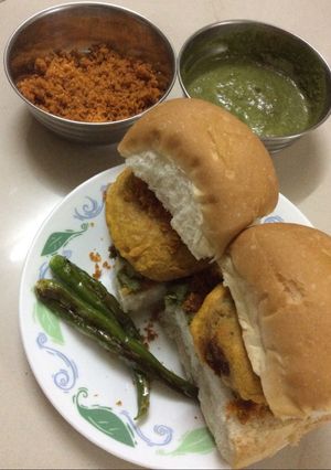 A picture of Vada Pav.