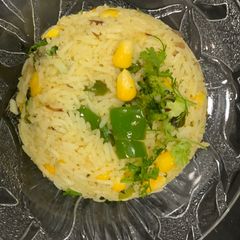 A picture of Corn n Capsicum Pulao.