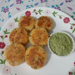 A picture of Potato cutlet.