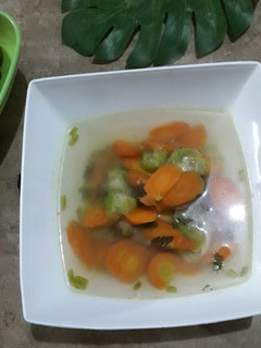 Foto resep Sayur bening oyong dan wortel