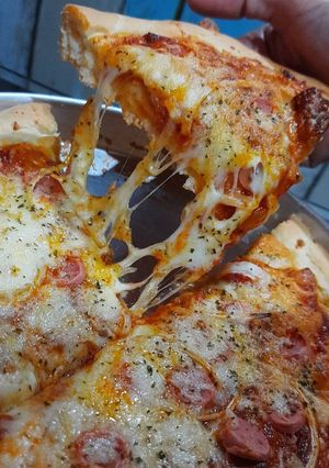 Foto resep Pizza sosis bolognese cheese