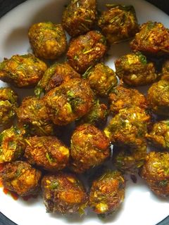 ड्राई मंचूरियन (dry manchurian recipe in hindi) रेसिपी मुख्य फोटो