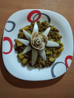 عکسی از دستور عدسی با گوشت چرخ کرده