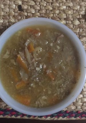 Una foto de Sopa de col o repollo con chorizo