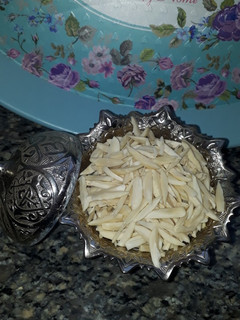 عکسی از دستور خلال بادام خانگی