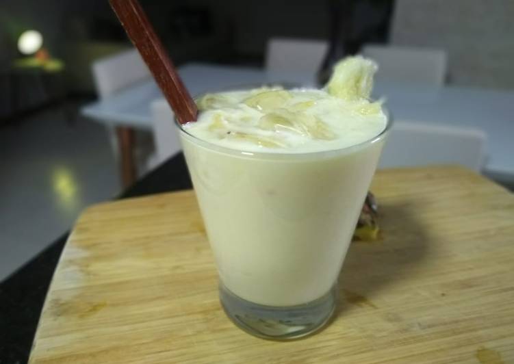 Caipirinha De Velho Barreiro Com Abacaxi Batida De Abacaxi Receita Por Leandro Caciatori Cookpad