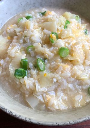 A picture of Cabbage & Egg Rice Soup.