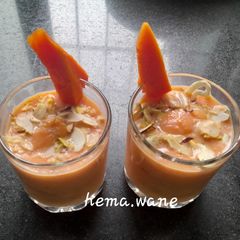 A picture of Sweet Papaya milk shake.