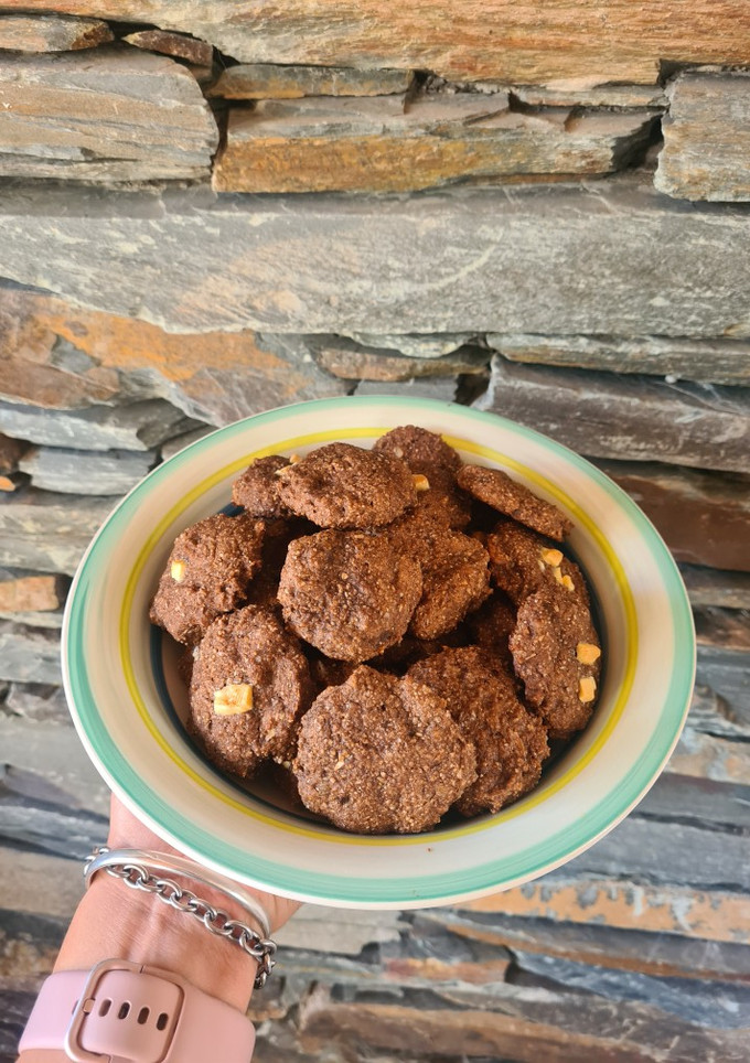 Una foto de Galletas de banana y cacao 🍌