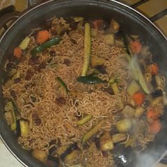A picture of Sofie's veg fusion noodle.
