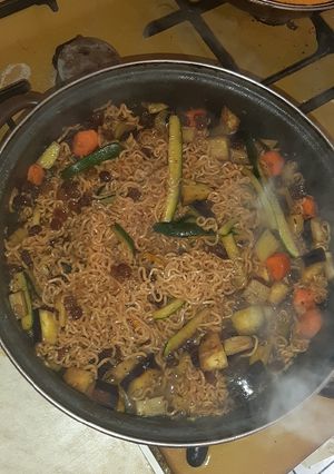 A picture of Sofie's veg fusion noodle.