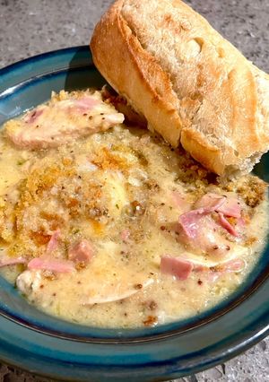 A picture of Chicken Cordon Bleu Casserole.