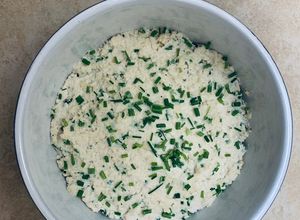 Foto principal de Queso untable vegano de anacardos y cebollino