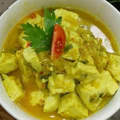 รูปของ Tahu kuah kuning