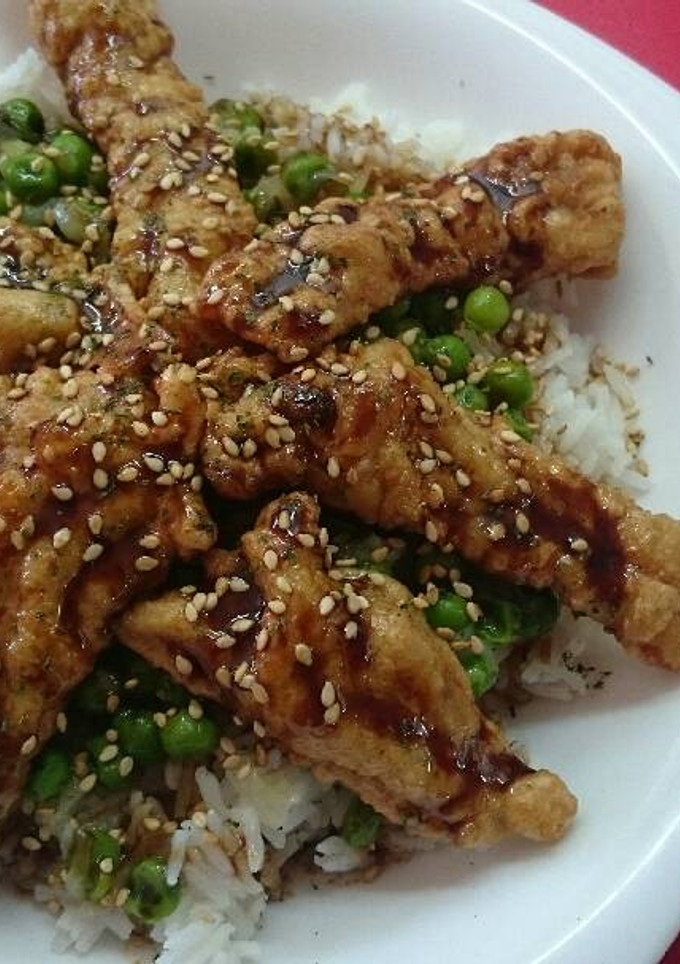 Una foto de Katsudon (Arroz con cerdo rebozado)