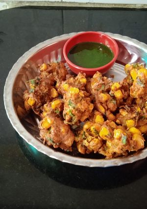 મકાઇ ના વડા (Makai Vada Recipe In Gujarati) રેસીપી મુખ્ય ફોટો