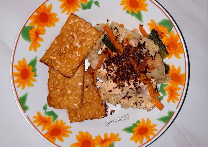 Resep Tumis sayur dan tempe goreng teflon (Diet Friendly Meal), Laziss