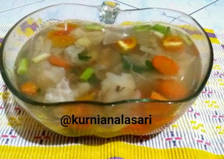 Sayur sop daging sapi