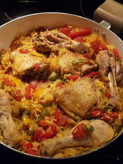 A picture of Arroz con Pollo.