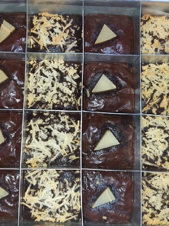 Langkah Mudah untuk Membikin Resep Brownies Panggang dari Tepung Mocaf-Gula Aren yang Uenak Anti Ribet, Mantap