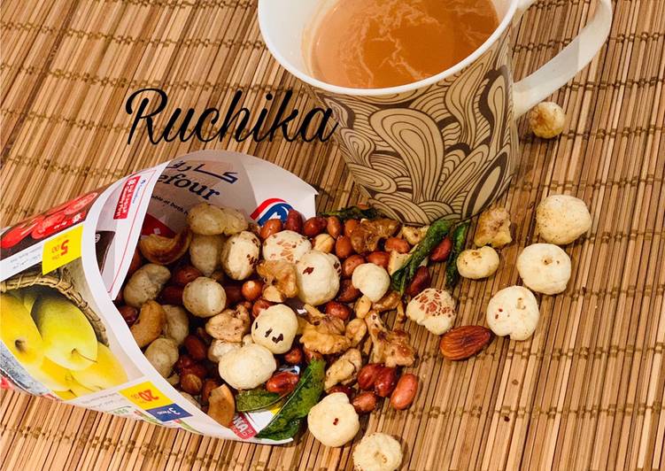 Recipe of Quick Makhana &amp; Nuts Chiwda