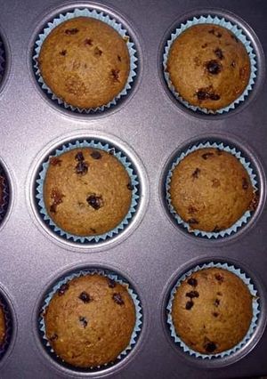 Una foto de Muffins integrales con chips
