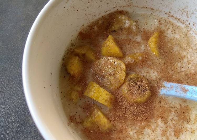 [MPASI 13M+] oatmeal pisang cinnamon