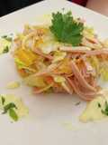 Ensalada de jamón y mangi