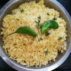 A picture of Raw Mango rice.