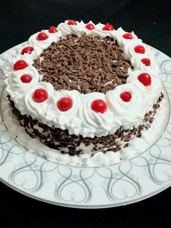 ব্লাক ফরেস্ট কেক রেসিপির প্রধান ছবি