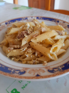 Una foto de Carbonara de atún