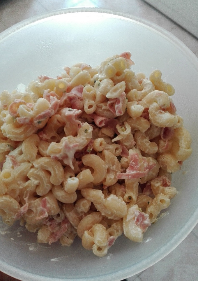 Una foto de Pasta de codito con brócoli y jamón